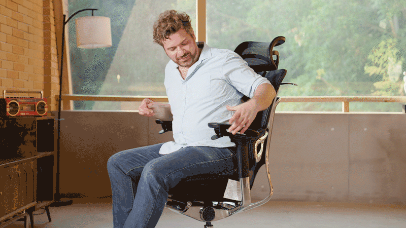Control Integrated 3D Armrest