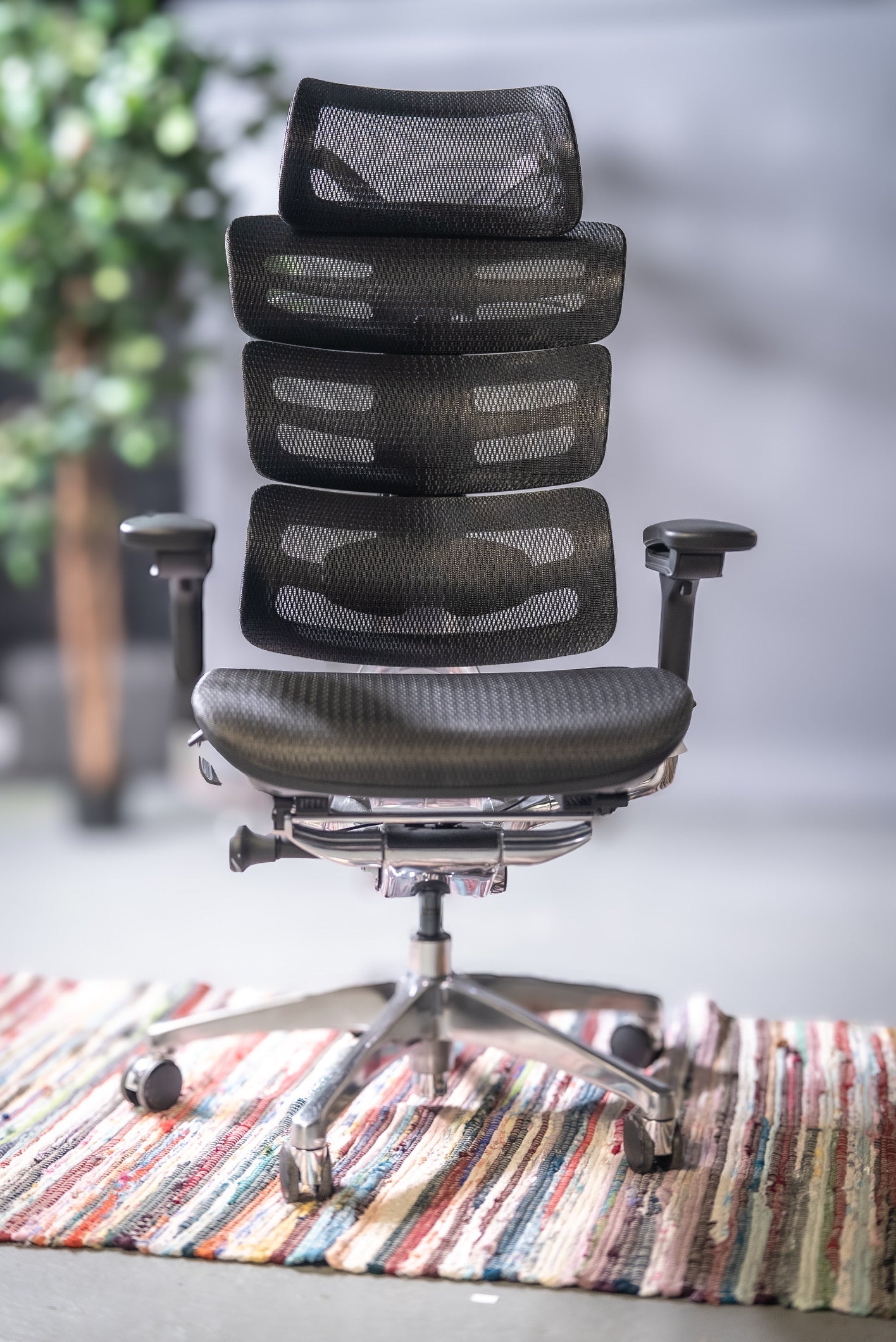 Fully assembled OdinLake O2 ergonomic office chair on a flat floor